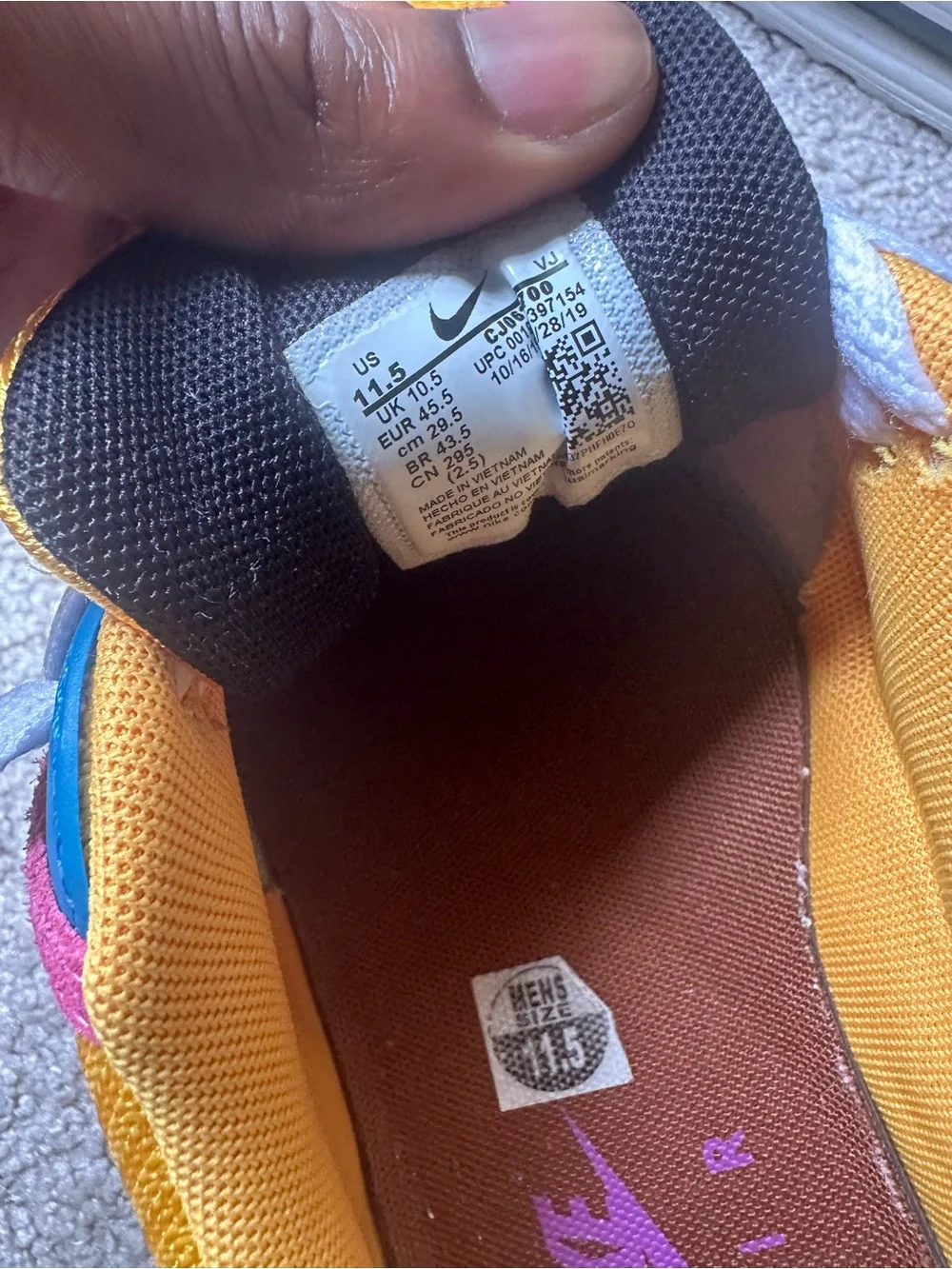 Nike Mens Air Max 90 “SIMPSONS”